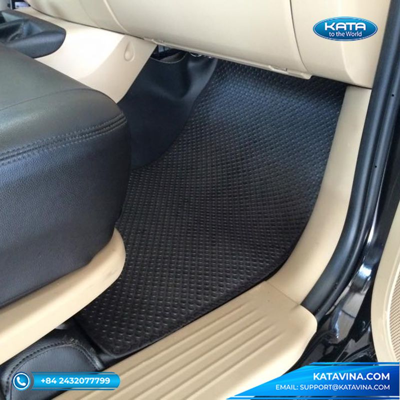 Thảm ô tô KATA sở hữu thiết kế mặt dưới thông minh giúp tăng độ bám với sàn xe